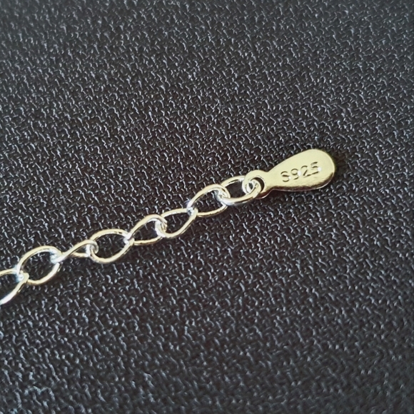 Simple Classic Cube Pendant Necklace - Picture 3 of 3